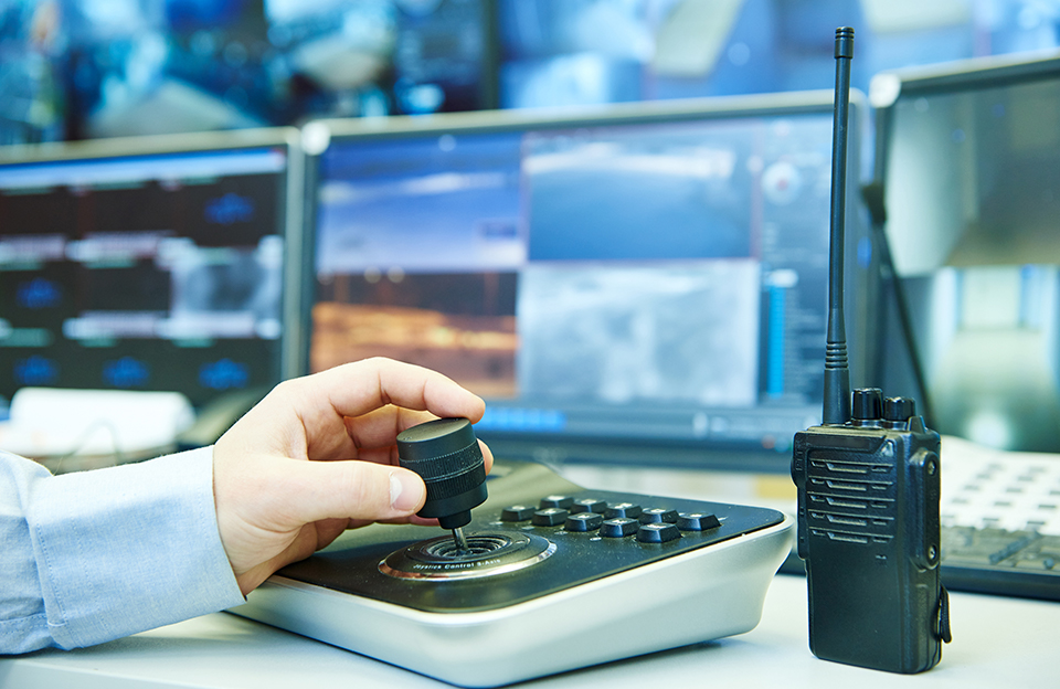 hand controlling monitor device